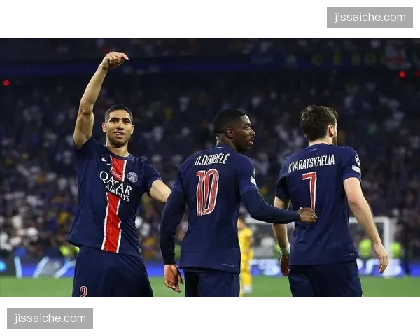 巴黎圣日耳曼杜埃突破威胁 年轻中场六次成功过人的战术价值